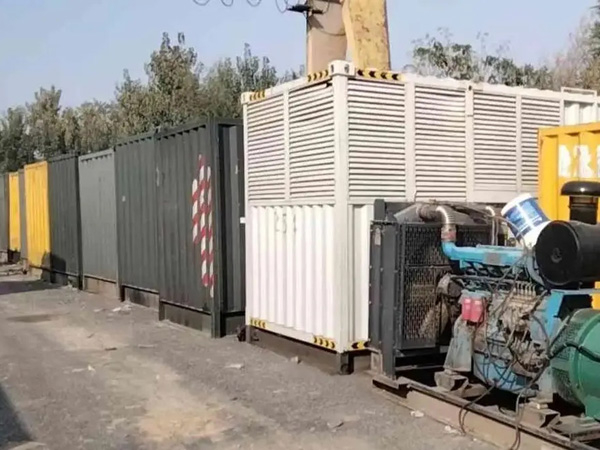 五华200KW柴油发电机机组每小时油耗是多少？